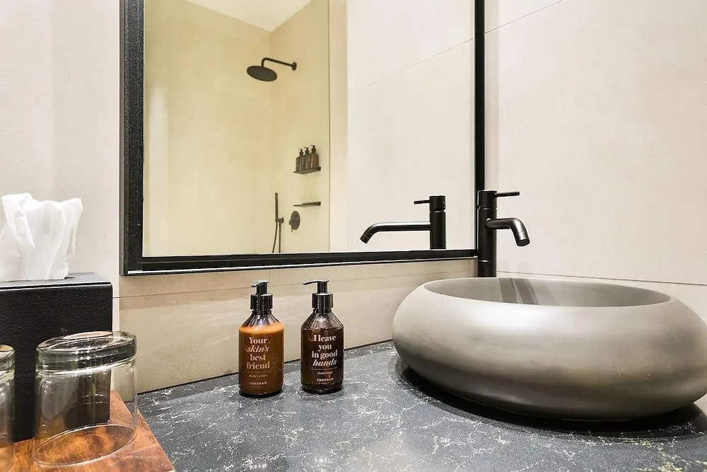 Yurbban Passage Hotel & Spa Barcelona 4*,