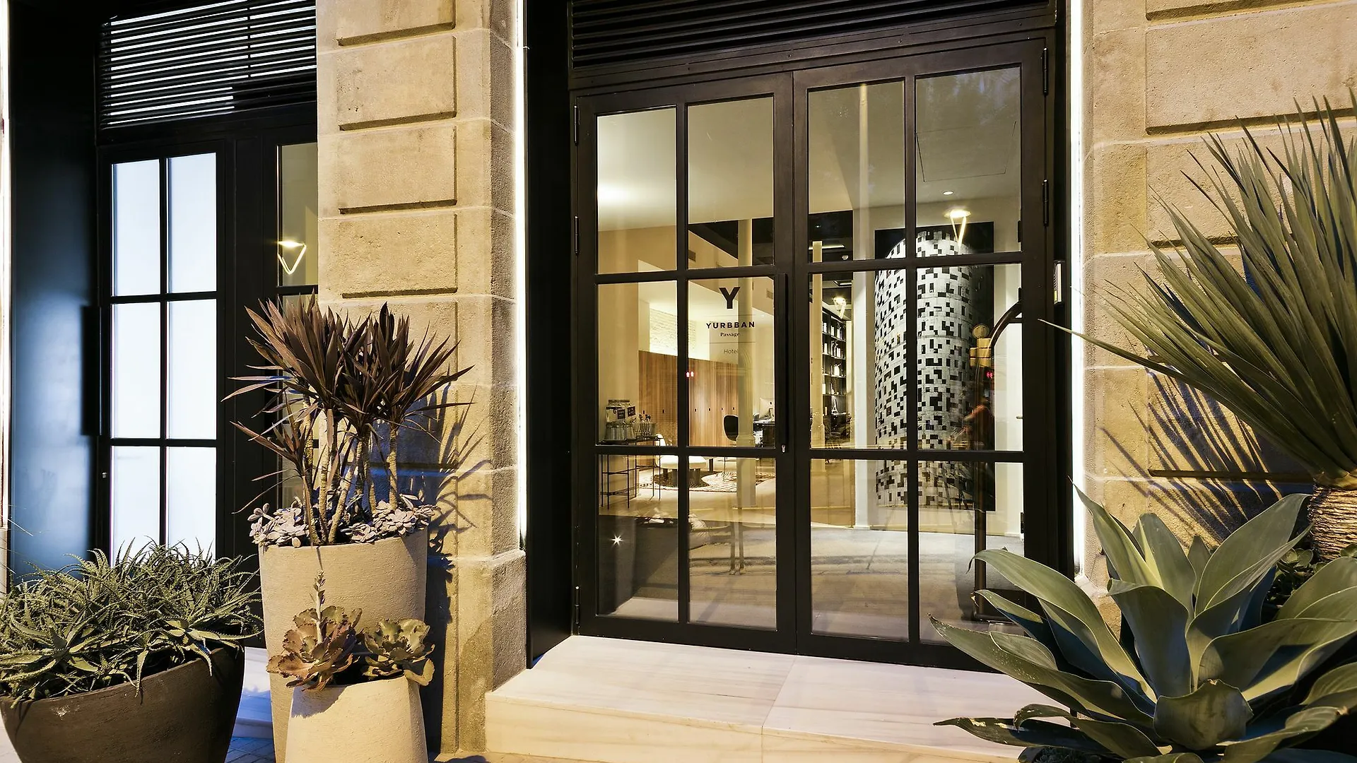****  Yurbban Passage Hotel & Spa Barcelona Spain