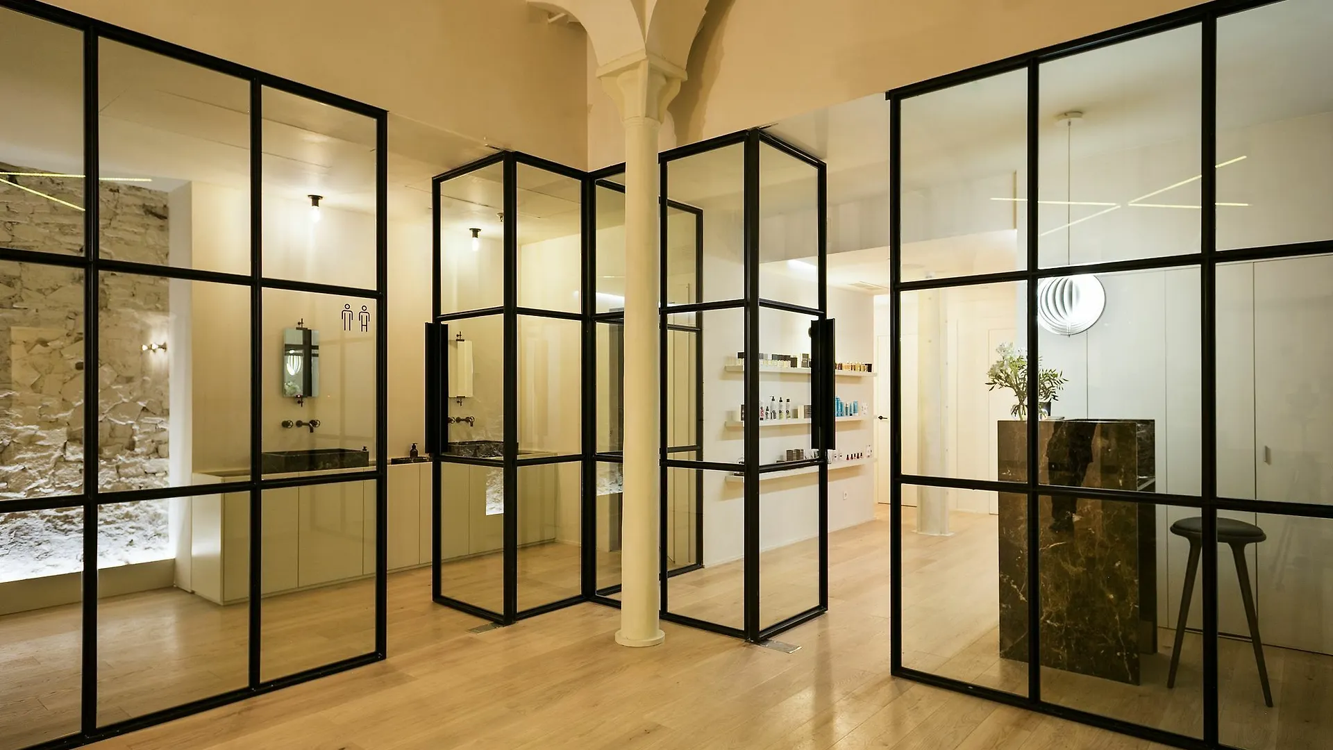 Yurbban Passage Hotel & Spa Barcelona